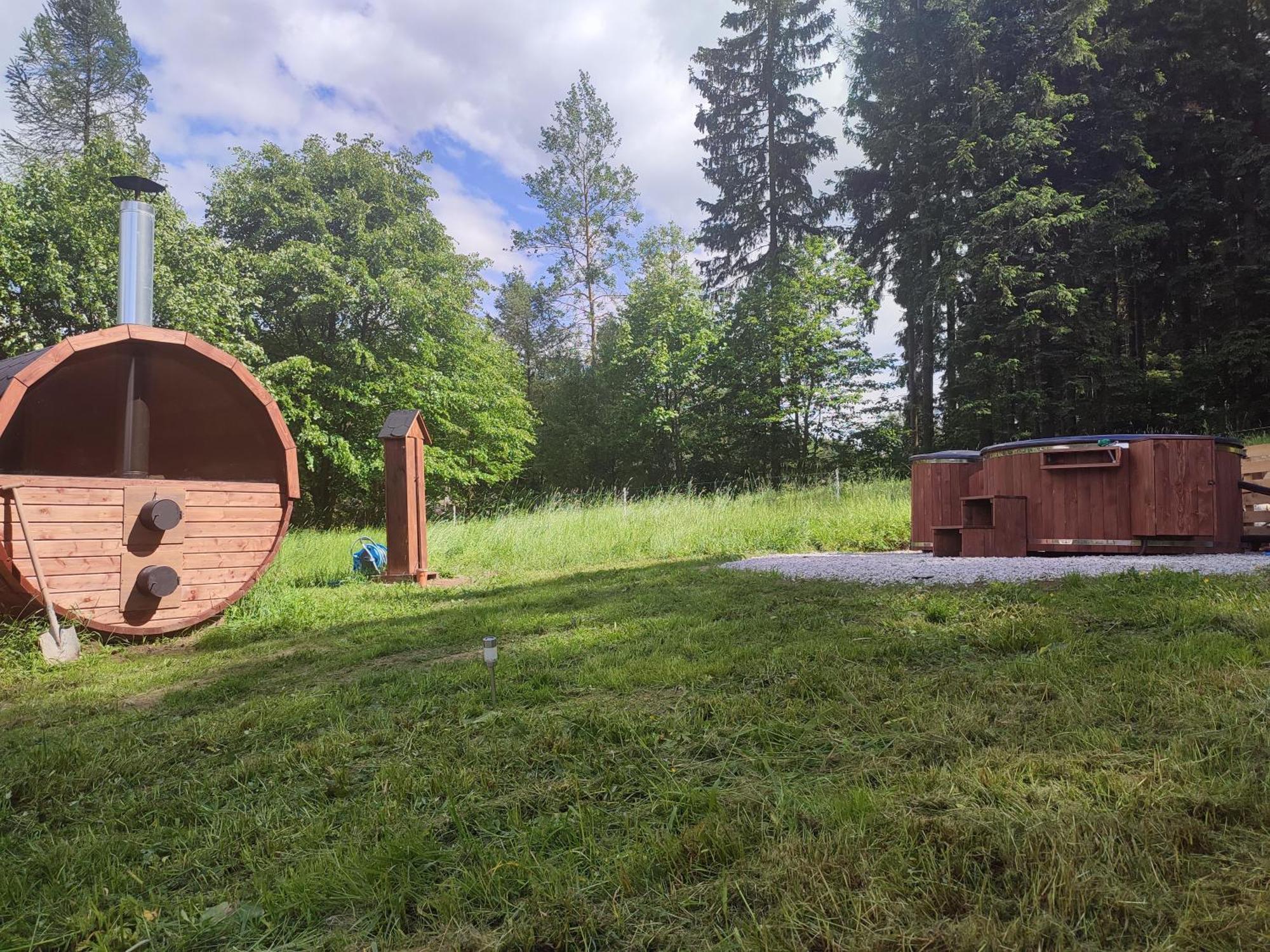 Forrest Glamp Hotel Mieroszow Exterior photo